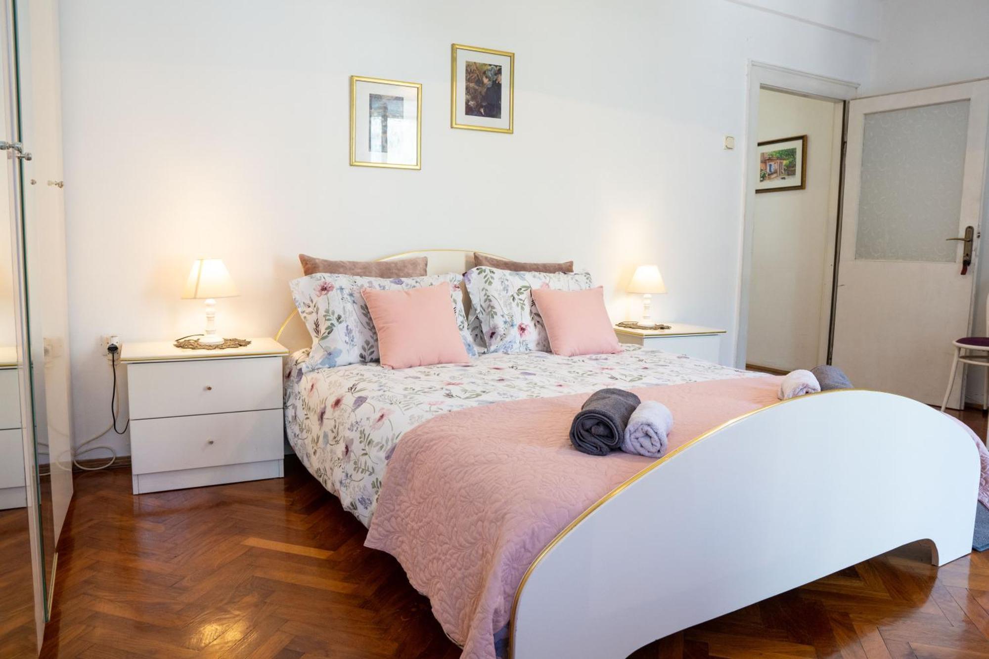 M&B Apartment كوتور المظهر الخارجي الصورة